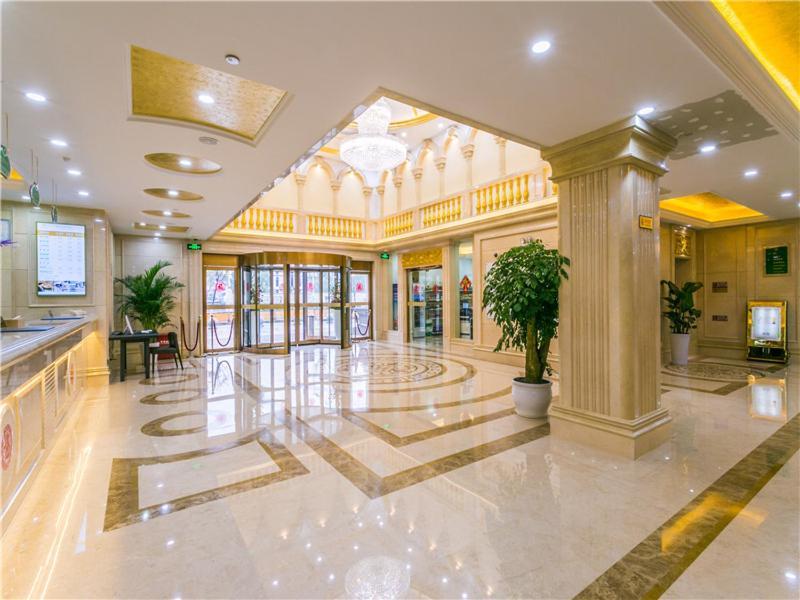 Vienna International Hotel Shanghai Pudong New International Exbition Central Екстер'єр фото