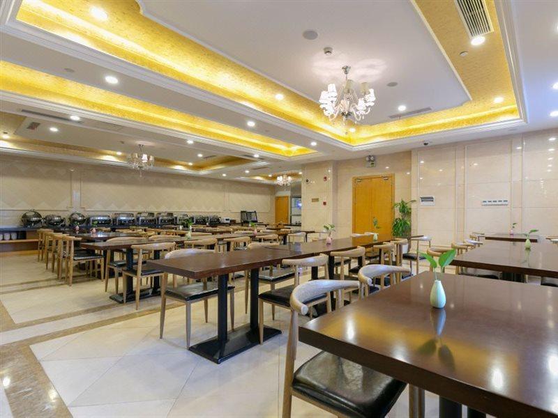 Vienna International Hotel Shanghai Pudong New International Exbition Central Екстер'єр фото